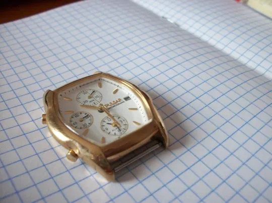 Часы PULSAR , Pulsar [Пульсар] очень хорошее состояние, все работает [батарейку поменять] Продаж