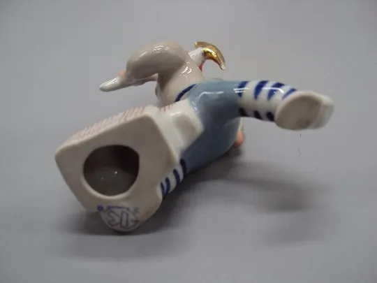 Фигура фарфор статуэтка Коростень субботник Буденовец с киркой революция 9,8 см под реставрацию №297 Недорого