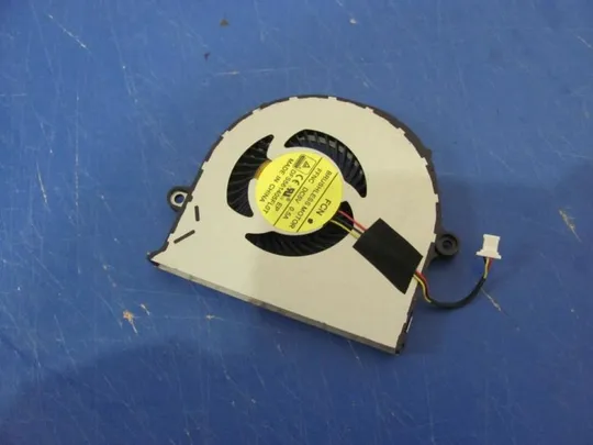 №144-5 кулер, FAN FCN47ZQ0FATN00 для LE69KB E5-575 E5-571 E5-576 E5-523 E5-522 E5-573 E5-552 оригінал Ціна