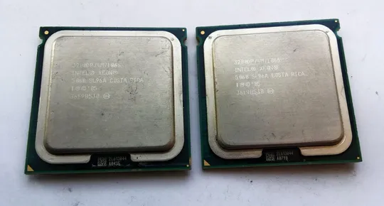пара 2х ядерных процессоров Core™2 Duo Xeon 5060 SL96A 3.20GHz/4M/667 LGA775 Ціна