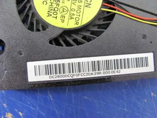 №30-14 Вентилятор (кулер, FAN) DC28000CQF0 для Aspire E1-572 оригінал З аукціону