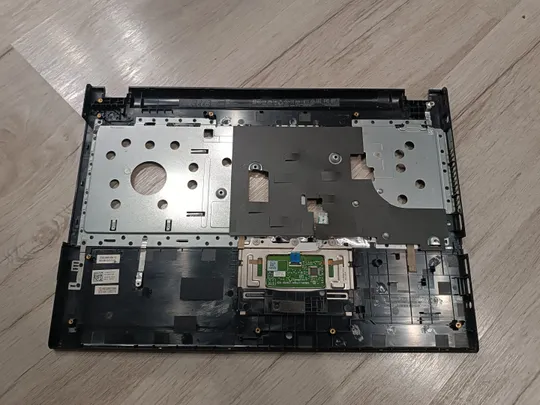 Купити Верхня частина корпусу (топкейс) для ноутбука Dell Inspiron 15 3000, 3541, 3542, 3543, 3878