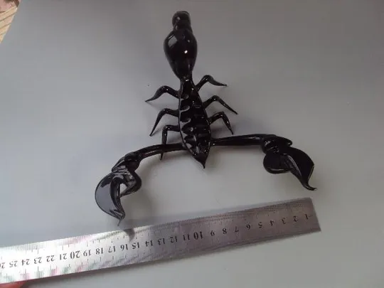 Фигура стекло скорпион большой целый №10000 З аукціону