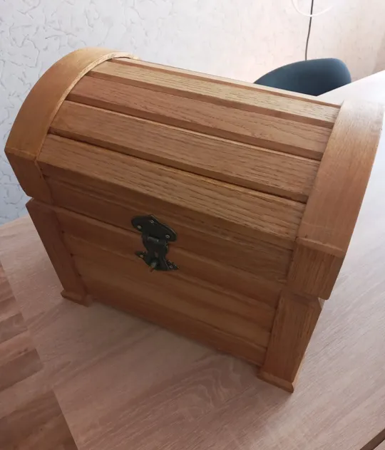 Скриня з масиву дууба Ціна