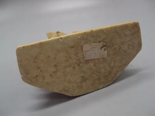 Фигура натуральный камень статуэтка сидящий Будда в позе лотоса высота 13 см вес 382 грамм (№1386) Недорого