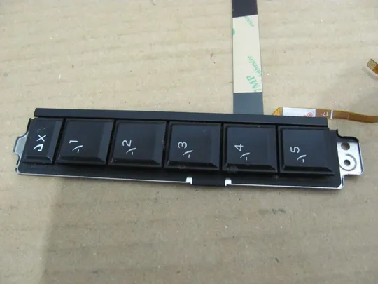 577-12 додаткові кнопки 0NDHKH для DELL Alienware 15 R3 17 R4 оригінал З аукціону