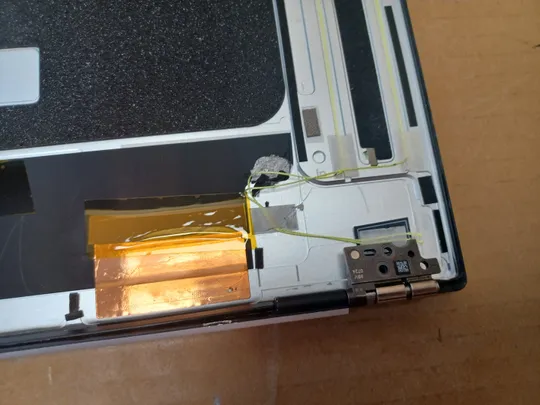 номер1056-4 кришка матриці 0XYCR1 460.0JD08.0001 з петлями для Dell  XPS17 XPS 17 9700 Precision 5750 Кришка дисплея Тильна кришка Корпус матриці Верхня кришка matrix cover Top Case LCD Cover Rear Lid Back Cover Housing Cabinet оригінал Інтернет-аукціон