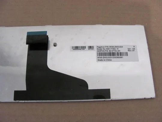 номер0028-3 клавіатура Клавіатура для ноутбука  Keyboard робоча NSK-TT4SU 9Z.N7TSU.401 для Toshiba Satellite C850 оригінал Недорого