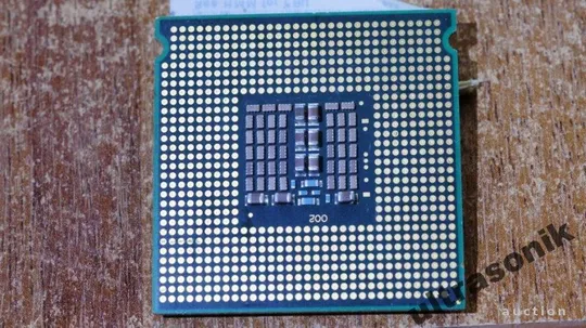 Купити 10шт. 4x ядерных Intel Xeon E5440 (аналог Core™2 Quad Q9550) 2.83GHz/12M/1333MHz LGA771 80W Вживане