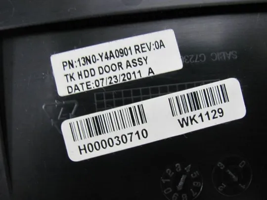 №229-12 сервісна кришка 13N0-Y4A0901 для Toshiba C670-13D L775 оригінал Де купити