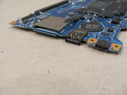 638-20  материнська плата SR340  i5-7300U CDM70 LA-E081P  для  Dell Latitude E5480 оригінал Де купити