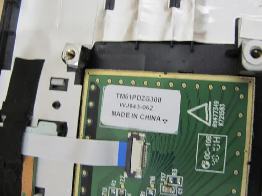 479-10 Кришка панель палмрест та тачпад для MEDION X6811 X6812 GX660 MS-16F1 оригінал З аукціону