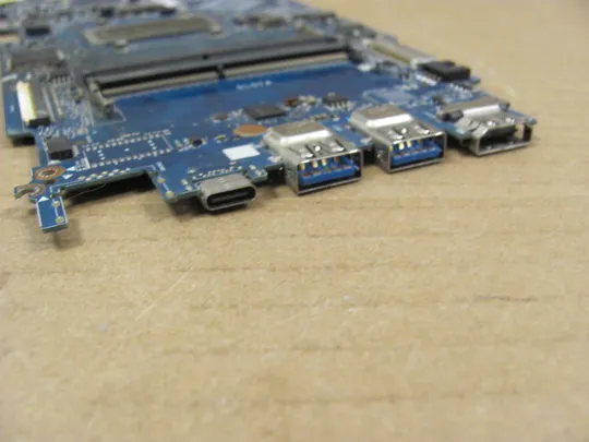 831-18 материнська плата SRFFX   i5-8265U  69N18DMAEC11  для  MEDION AKOYA E17201 S17402  оригінал Інтернет-аукціон