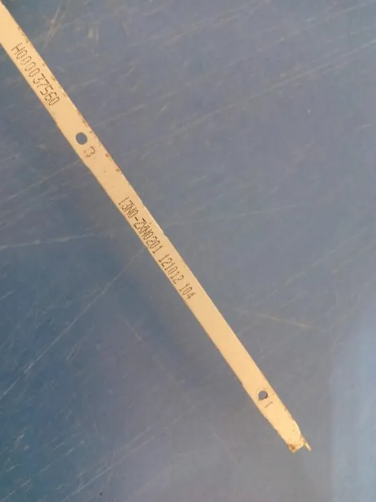 №313-9 кріплення з петлями 13N0-ZXN0201 для TOSHIBA L870 L875 C870 C875 оригінал Де купити