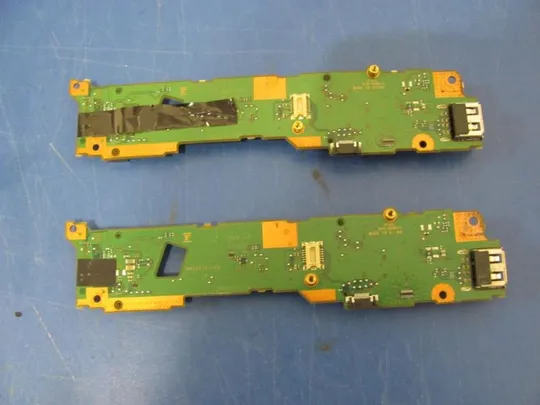 №132-9 Плата USB CP562721-X3 CP562721-Z3 для FUJITSU LIFEBOOK E752 S752 E781 E782 оригінал З аукціону
