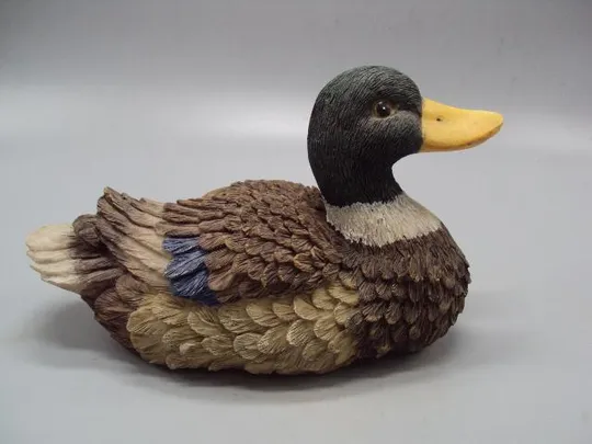 Фигура пластик утка статуэтка уточка селезень высота 11,5 см, длина 19 см №51 Ціна