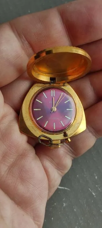 Часы кулон Заря СССР на отличном ходу экспортный вариант,позолота bf965 Недорого