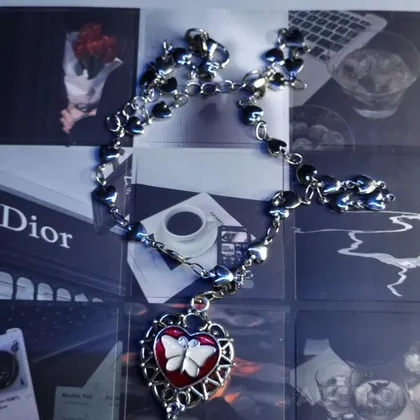 фото, Підвіска з кулоном у формі серця.