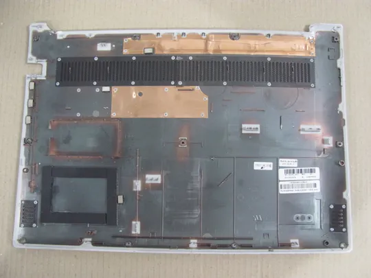 Купити 388-31  Кришка дно піддон корпуса 460.0CJ05.0001 5CB0P26302  для  LENOVO IdeaPad  720-151KB 720-15 720-15ISK 720-15IKB  оригінал