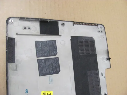 номер0089-42 Кришка дно піддон корпуса 04K42M AM1DK000102  для  DELL Latitude  E7270   оригінал З аукціону