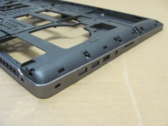 номер0999-2 Кришка дно піддон корпуса Нижний корпус (дно) для ноутбука Низ з type-c портом AM1DJ000411 04M07T  для Dell Precision 7710 7720 оригінал Інструкція