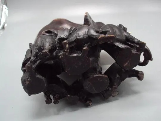 Фигура пластик слон слоны слониха и слонята высота 15,2 см тяжелые 1,7 кг №10544 Характеристики