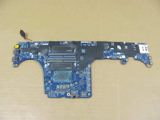 843-15 материнська плата SR3Z1  i5-8400H DAP10 LA-F591P для Dell Precision 7530 7540 M7540  оригінал Ціна