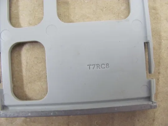 номер0285-16 заглушка T7RC8 для DELL LATITUDE E5420 E5520 оригінал З аукціону