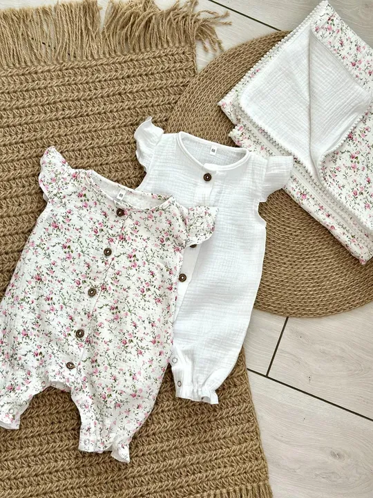 Набір для дівчаток 2 ромпери та плед з мусліну (різні кольори) 62, біли/білий квіти Ціна