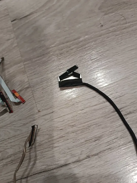 Шлейф матриці з камерою для ноутбука Lenovo (Ideapad: 330S-14IKB, 330S-14ISK) З аукціону