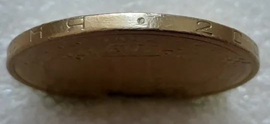 (5383) 1 гривня 2006 зминання букв "...ОДИМИР ВЕ..." на реверсі + викрошки на гурті (1 гривна 2006 брак) З аукціону