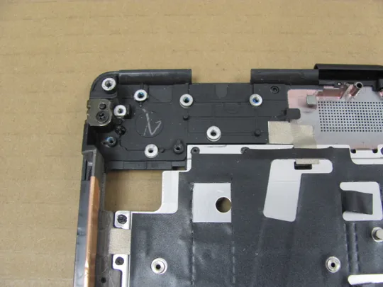 номер0972-2 Кришка панель палмрест AP2V7000501 0VN1PF  для Dell Precision 7550 M7550  7560 оригінал Де купити