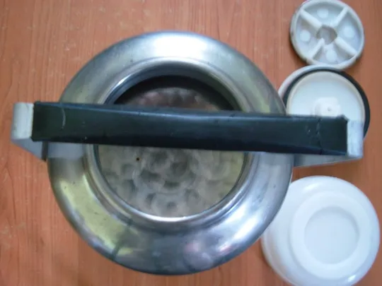 Термос ТЕМЕТ 3л.На запчастини! Продаж