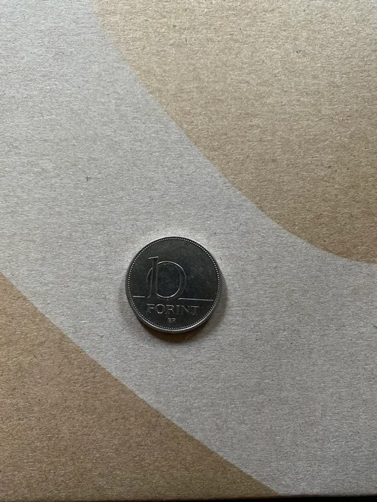 10 forint Ціна