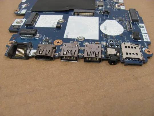 863-4 материнська плата FDW50 LA-J381P SRGKV i7-10610U для Dell Latitude 5510  оригінал Де купити