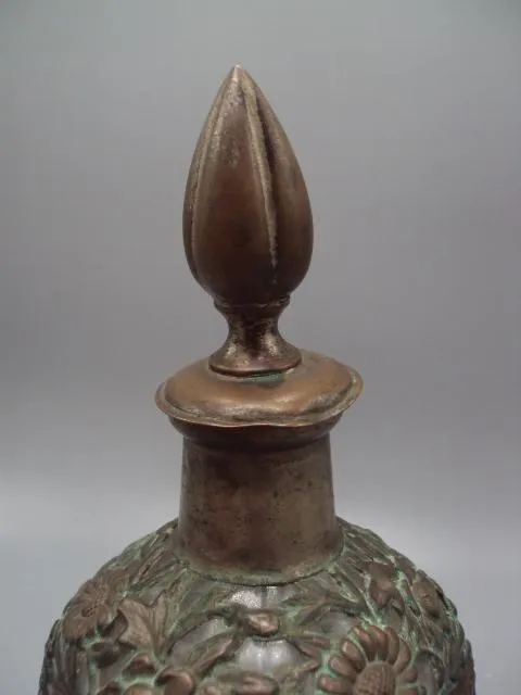 Штоф графин Китай 80-е года стекло, металл узор цветы в оплетке высота с крышкой 27,7 см №13952 Характеристики