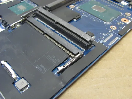 номер0985-3 материнська плата Mainboard Материнка Основна плата Системна плата Плата системи Laptop motherboard мамка ноутбучна плата SR2FU i7-6820HQ AAPA0 LA-C541P для Dell Precision 7510 P53F оригінал Недорого