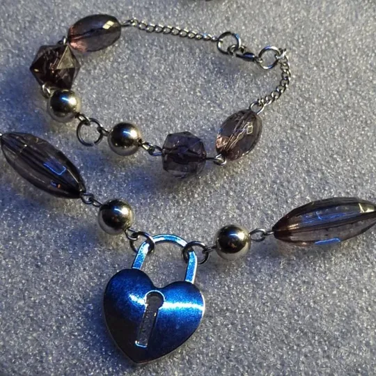 Набір прикрас ручної роботи З аукціону