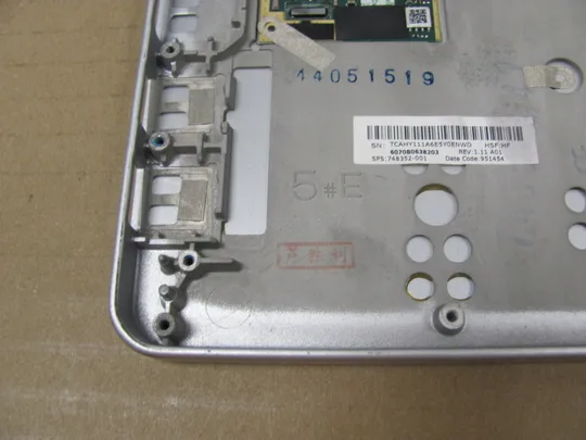 772-8 Кришка панель палмрест 6070B0638203 748352-001 для HP Folio 9470m, 9480m оригінал Інтернет-аукціон