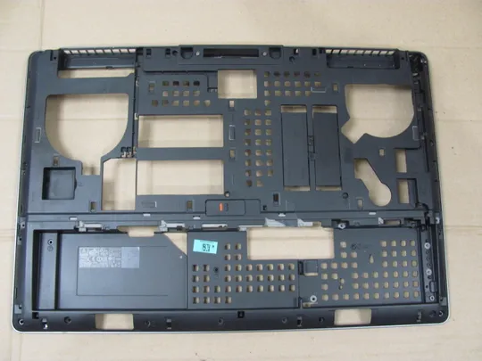677-1  Кришка дно піддон корпуса AM1DJ000421 086Y4P для DELL Precision 17 7710 M7710  оригінал Ціна