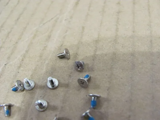 номер0326-33 комплектуюче для SAMSUNG NP600 NP600B5B4 NP400B оригінал З аукціону