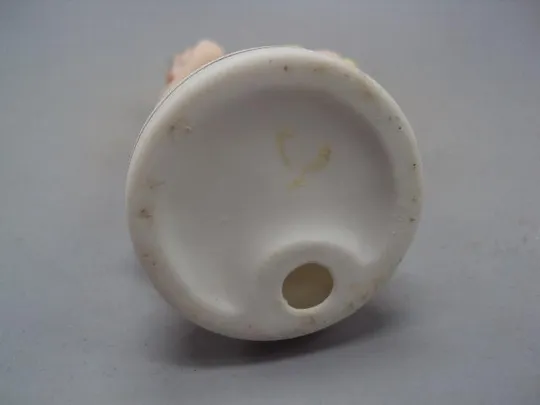 Фигура фарфор статуэтка Германия девочка с яблоками высота 12,3 см под реставрацию №596м Де купити