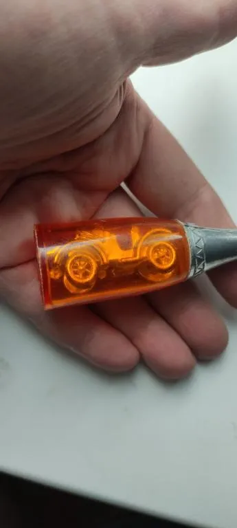 Винтажные коллекционный брелок СССР "Машинка в бутылке Шампанского" bp547 Продаж