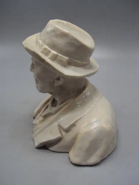 Купити Фигура фарфор статуэтка Артель бюст агроном Иван Мичурин в шляпе высота 13 см, длина 15 см №14018