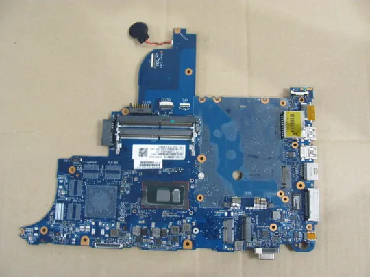540-18  материнська плата 6050A2723701 840716-001 i5-6200U для HP ProBook 640 G2 650 G2   оригінал Ціна