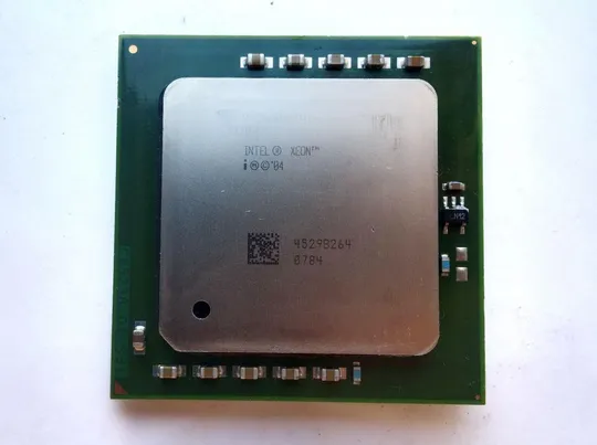 пара 2х ядерных процессоров Intel Xeon 3000DP SL7ZF 3.00GHz/2M/800 LGA604 Ціна