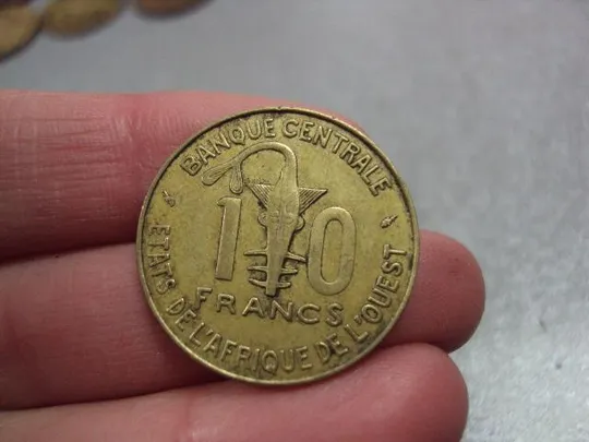 Купити монета западная африка 10 франков 1976 №8717
