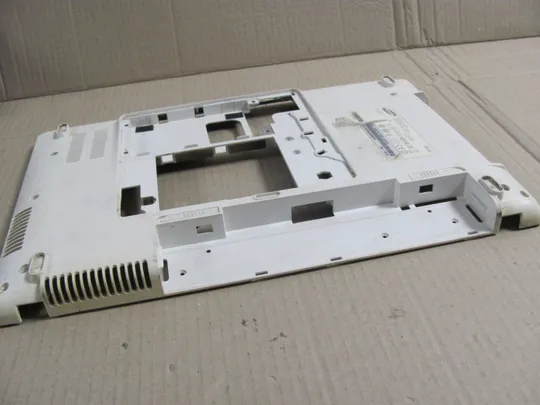 номер0249-4  Кришка дно піддон корпуса Нижний корпус(дно)для ноутбука низ дно поддон Нижняя часть BA75-02400A для  Samsung R425 R430 оригінал На торгах