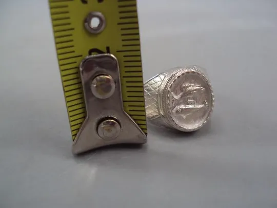 Мужской перстень кольцо овал зодиак Рыбы гороскоп серебро Украина вес 5,18 г размер 19 №15147 Інтернет-аукціон