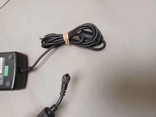 Купити 0618 адаптер живлення   12V 2 шт НІМЕЧЧИНА